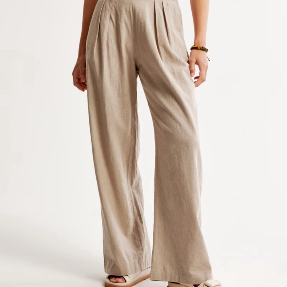 Abercrombie & Fitch Linen-Blend Ultra Wide-Leg Pant